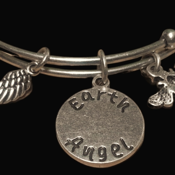 Tree of Life Charm Bracelet - Picture 4 of 4